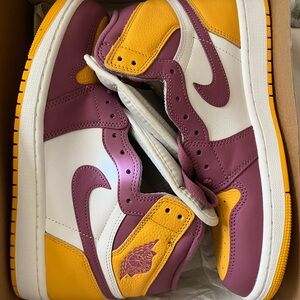 Nike Air Jordan 1 Retro High